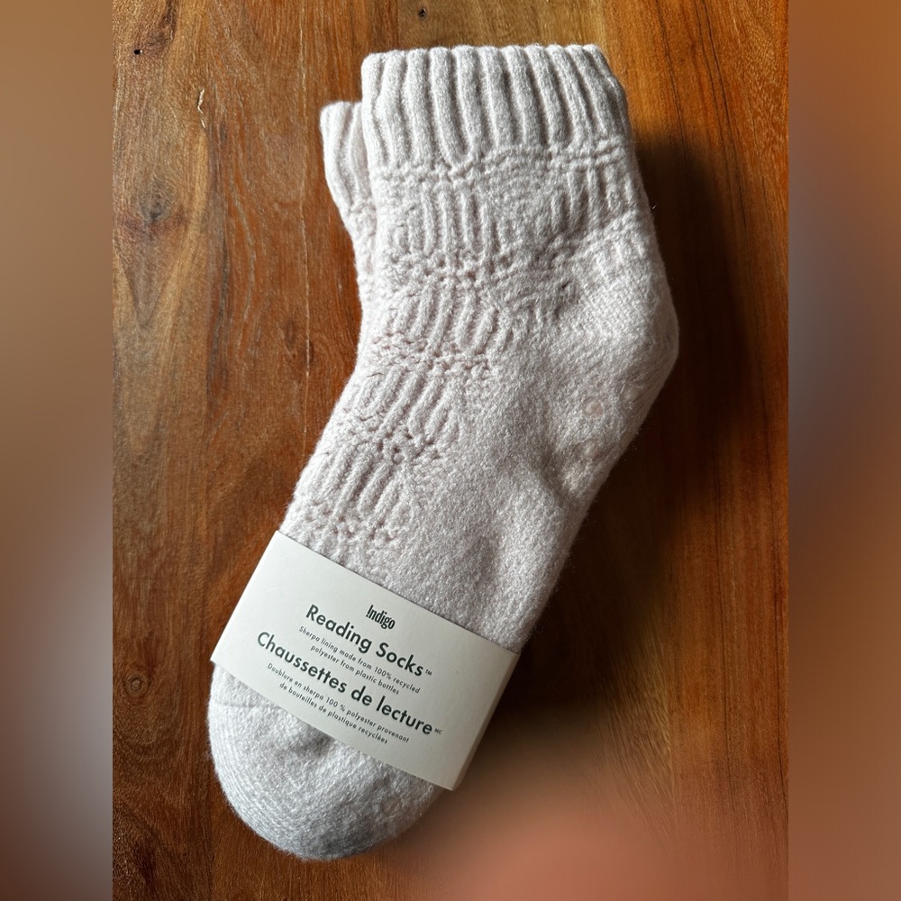 Indigo Soft Cream Reading Socks